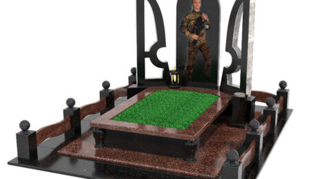 памятник військовому