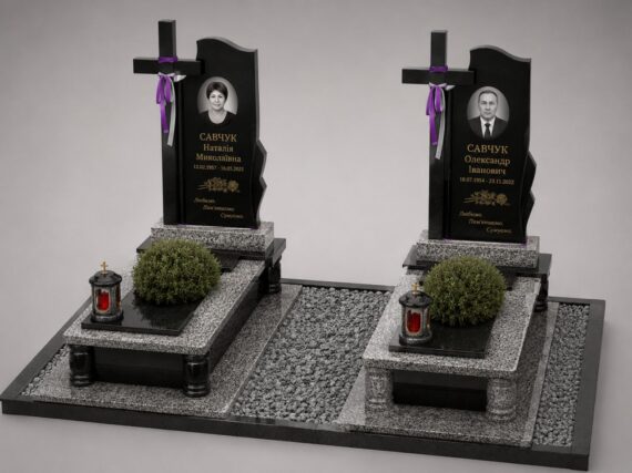 Пам'ятник воїну ЗСУ з лезниківського граніту, з хрестом, встановлений у м. Ковель